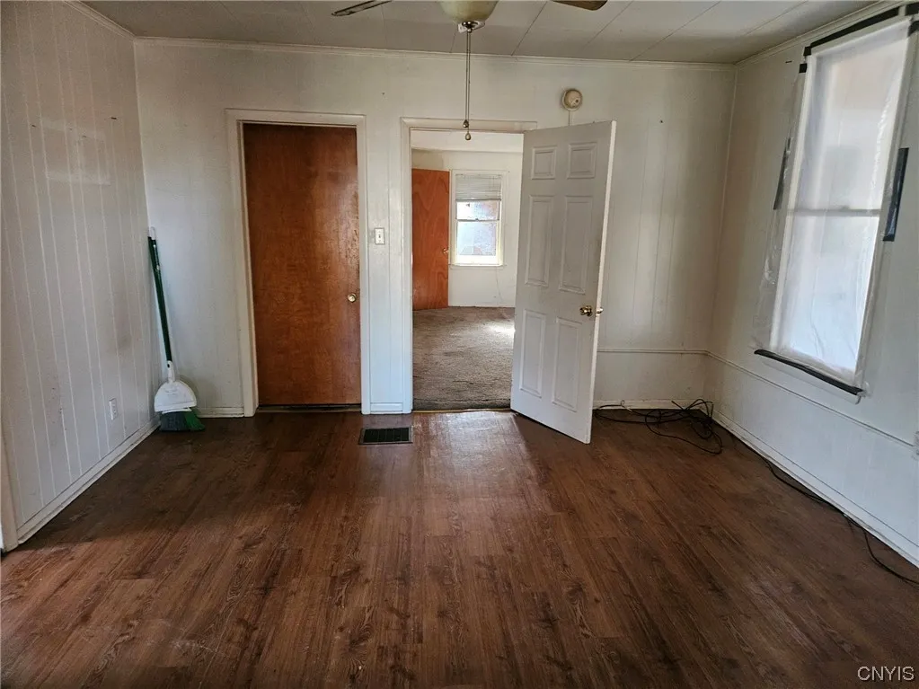 200 West Seneca St & Marcellus Street, Syracus, Syracuse, New York 13204, 5 Rooms Rooms,Commercial Sale,For Sale,200 West Seneca St & Marcellus Street, Syracus,0,S1514341