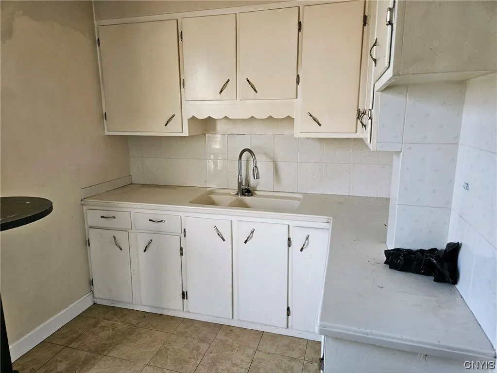 200 West Seneca St & Marcellus Street, Syracus, Syracuse, New York 13204, 5 Rooms Rooms,Commercial Sale,For Sale,200 West Seneca St & Marcellus Street, Syracus,0,S1514341