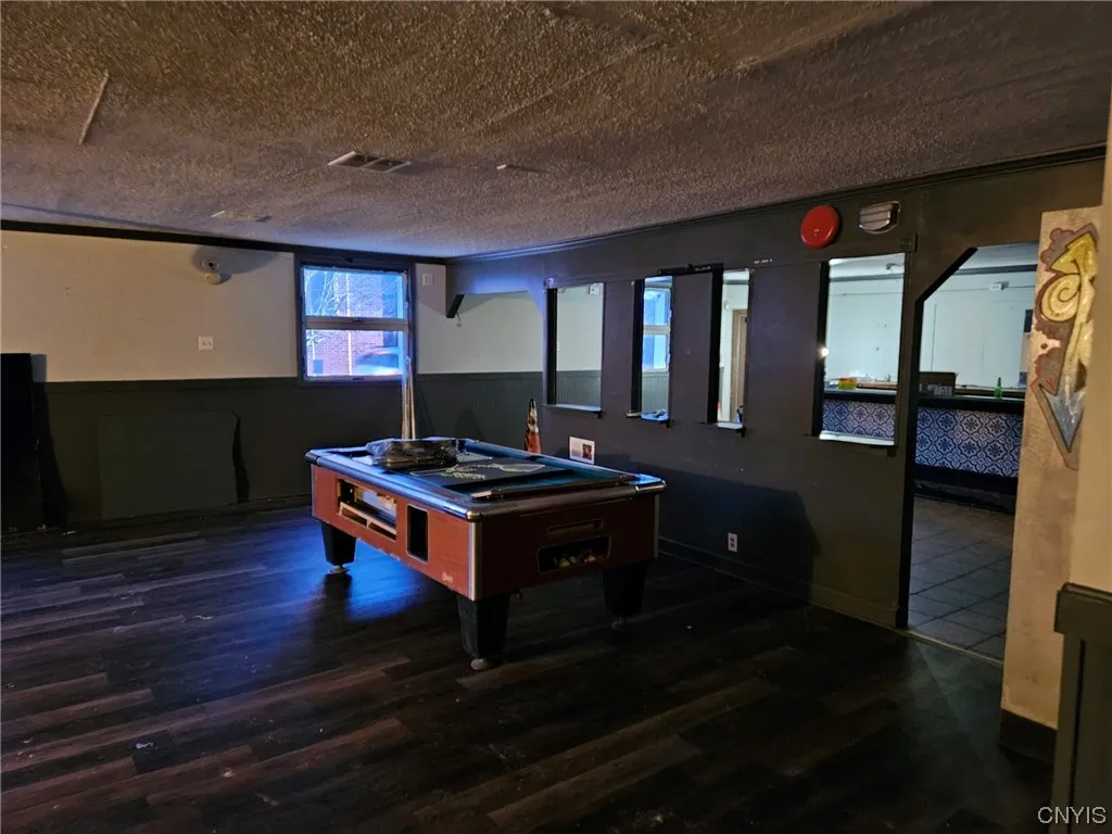 200 West Seneca St & Marcellus Street, Syracus, Syracuse, New York 13204, 5 Rooms Rooms,Commercial Sale,For Sale,200 West Seneca St & Marcellus Street, Syracus,0,S1514341