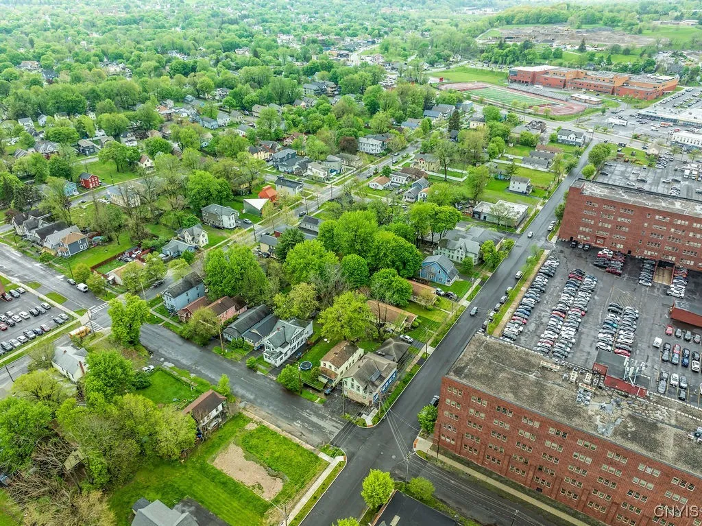 200 West Seneca St & Marcellus Street, Syracus, Syracuse, New York 13204, 5 Rooms Rooms,Commercial Sale,For Sale,200 West Seneca St & Marcellus Street, Syracus,0,S1514341