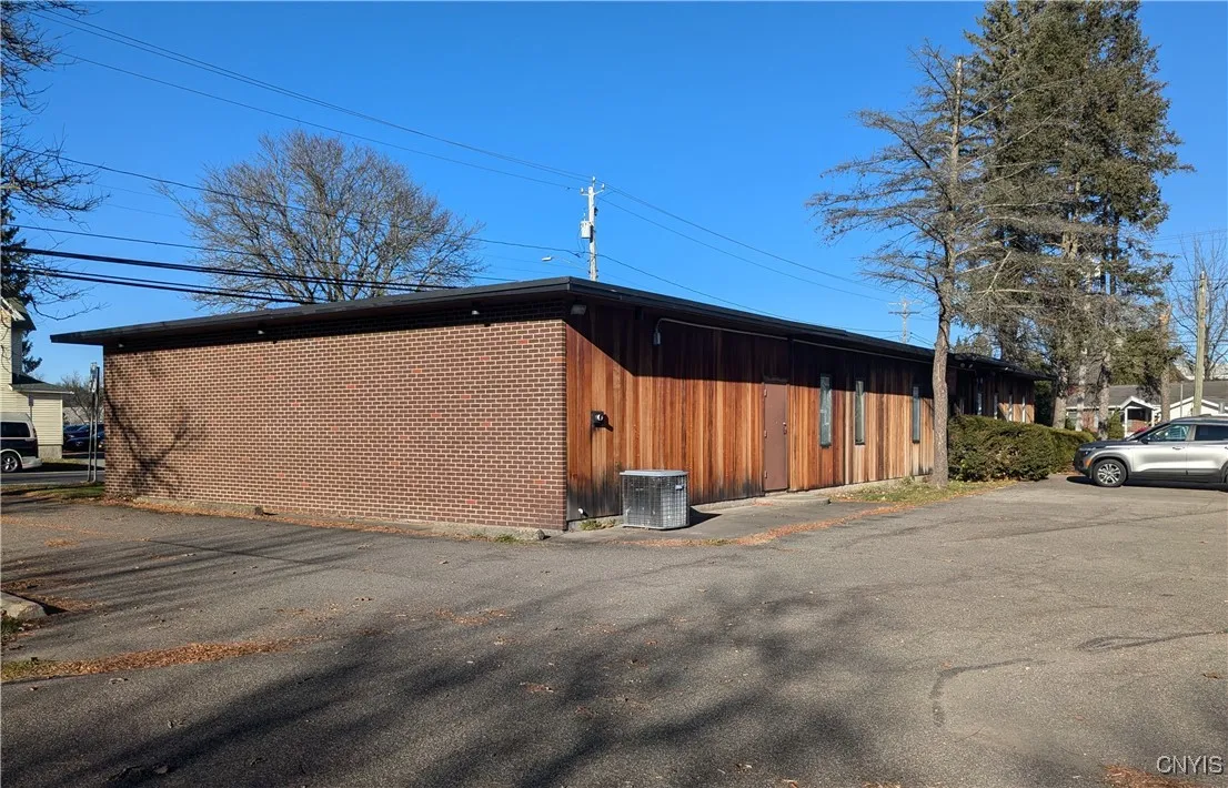 219 1/2 Tompkins Street, Cortland, New York 13045, Cortland, New York 13045, ,Commercial Sale,For Sale,219 1/2 Tompkins Street, Cortland, New York 13045,S1515145