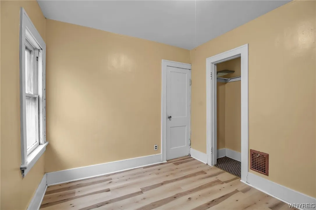106 Jewett Avenue, Buffalo, New York 14214, Buffalo, New York 14214, 6 Bedrooms Bedrooms, ,2 BathroomsBathrooms,Residential,Closed,106 Jewett Avenue, Buffalo, New York 14214,0,B1515229