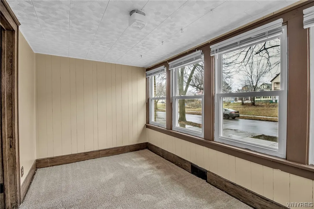 106 Jewett Avenue, Buffalo, New York 14214, Buffalo, New York 14214, 6 Bedrooms Bedrooms, ,2 BathroomsBathrooms,Residential,Closed,106 Jewett Avenue, Buffalo, New York 14214,0,B1515229