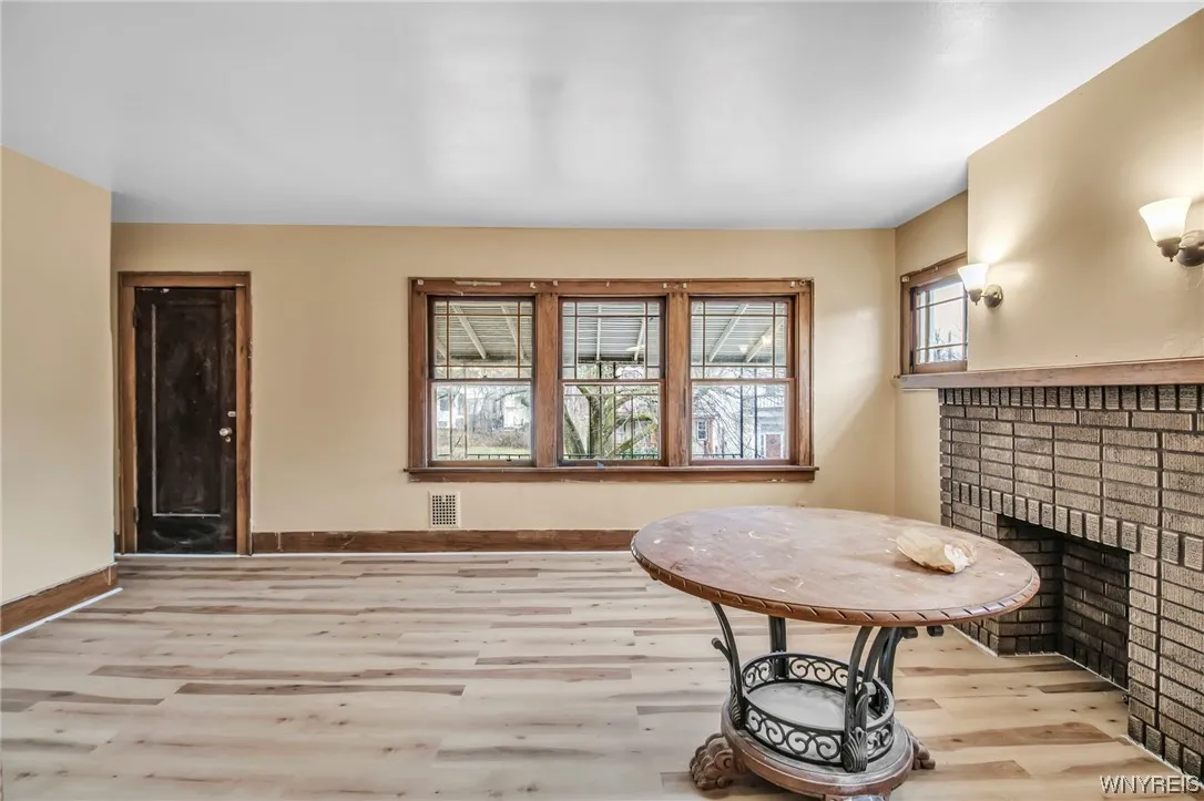 106 Jewett Avenue, Buffalo, New York 14214, Buffalo, New York 14214, 6 Bedrooms Bedrooms, ,2 BathroomsBathrooms,Residential,Closed,106 Jewett Avenue, Buffalo, New York 14214,0,B1515229