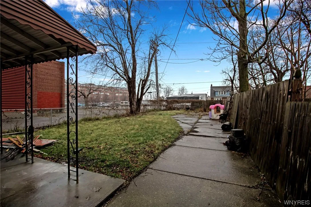 106 Jewett Avenue, Buffalo, New York 14214, Buffalo, New York 14214, 6 Bedrooms Bedrooms, ,2 BathroomsBathrooms,Residential,Closed,106 Jewett Avenue, Buffalo, New York 14214,0,B1515229