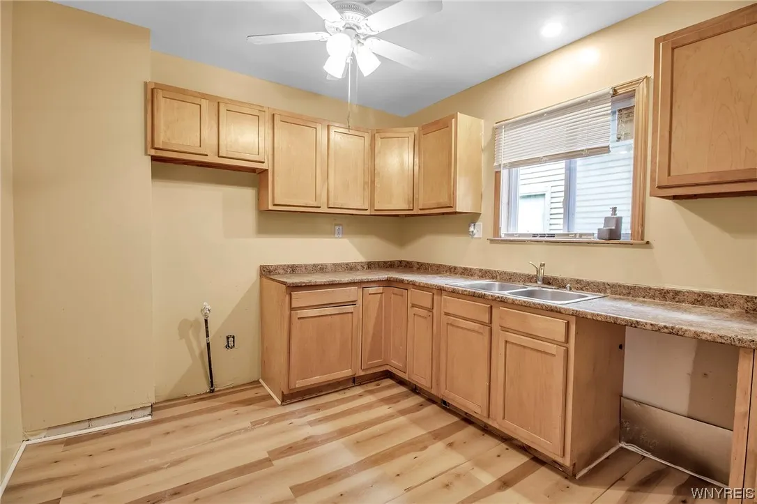 106 Jewett Avenue, Buffalo, New York 14214, Buffalo, New York 14214, 6 Bedrooms Bedrooms, ,2 BathroomsBathrooms,Residential,Closed,106 Jewett Avenue, Buffalo, New York 14214,0,B1515229