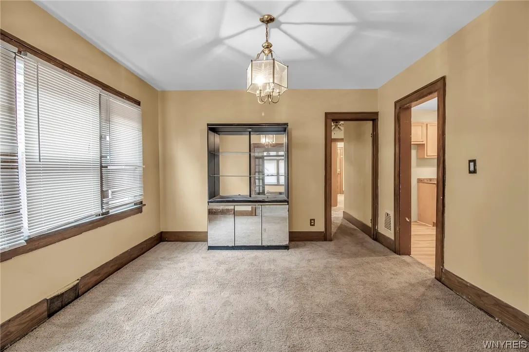 106 Jewett Avenue, Buffalo, New York 14214, Buffalo, New York 14214, 6 Bedrooms Bedrooms, ,2 BathroomsBathrooms,Residential,Closed,106 Jewett Avenue, Buffalo, New York 14214,0,B1515229