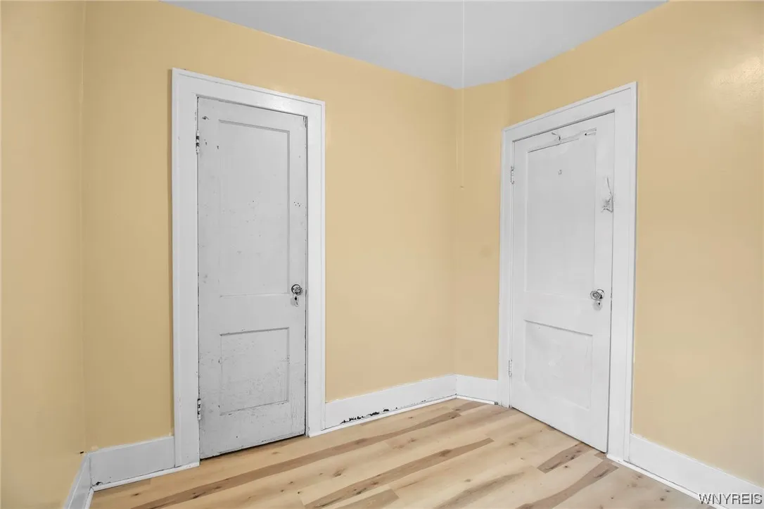 106 Jewett Avenue, Buffalo, New York 14214, Buffalo, New York 14214, 6 Bedrooms Bedrooms, ,2 BathroomsBathrooms,Residential,Closed,106 Jewett Avenue, Buffalo, New York 14214,0,B1515229