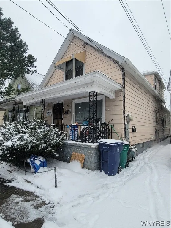 67 Peter Street, Buffalo, New York 14207, Buffalo, New York 14207, 5 Bedrooms Bedrooms, ,2 BathroomsBathrooms,Residential,Closed,67 Peter Street, Buffalo, New York 14207,0,B1517023