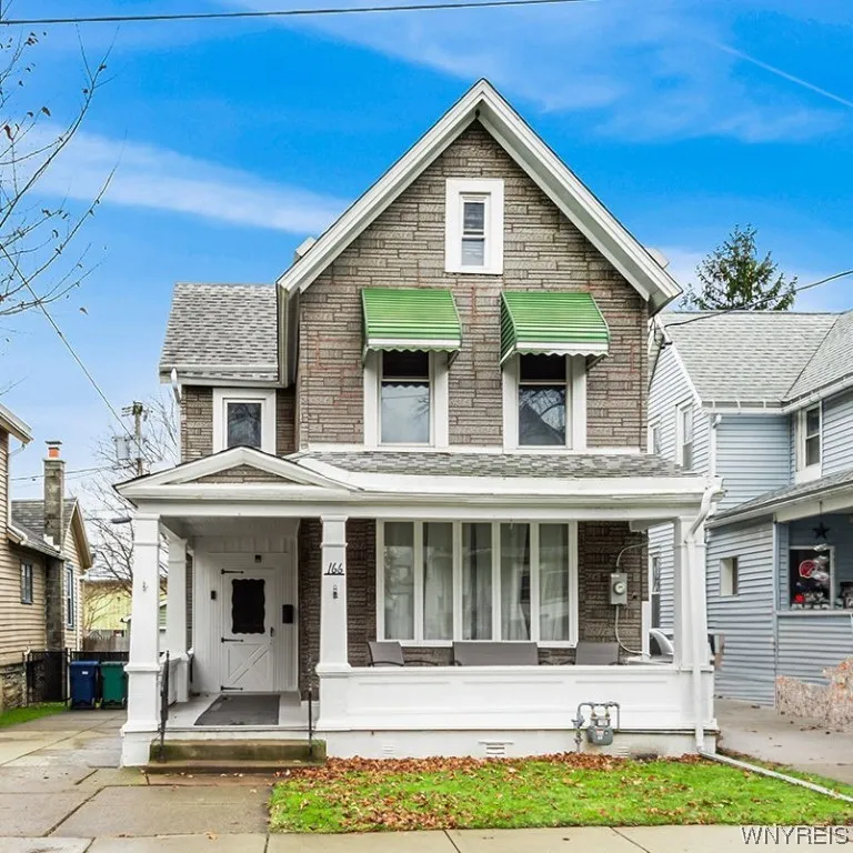 166 Dearborn Street, Buffalo, New York 14207, Buffalo, New York 14207, 3 Bedrooms Bedrooms, 6 Rooms Rooms,1 BathroomBathrooms,Residential,Closed,166 Dearborn Street, Buffalo, New York 14207,0,B1517586