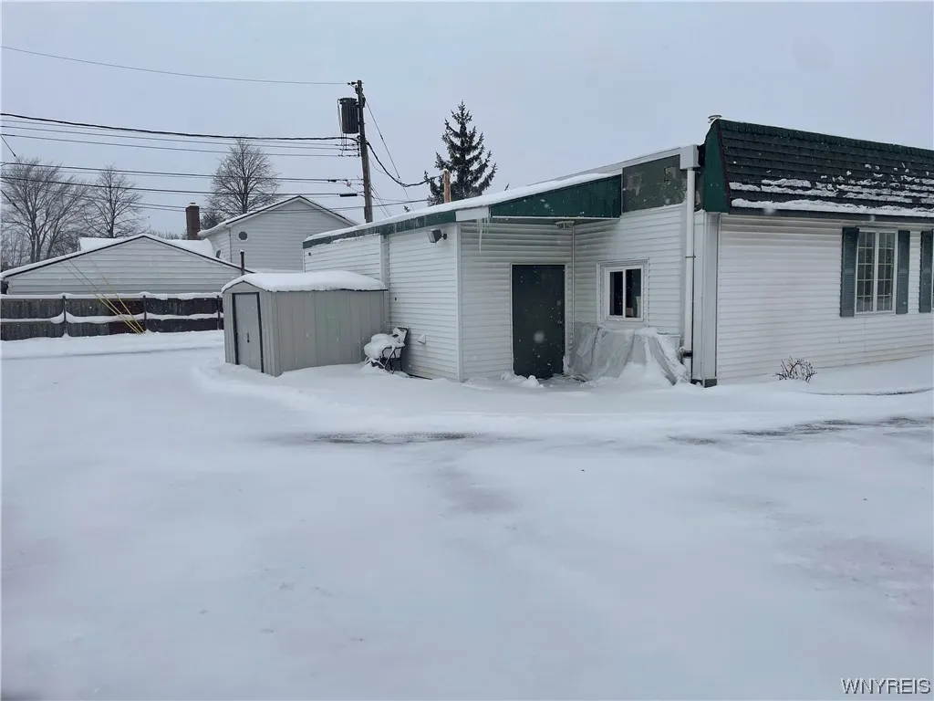 2070 Eggert Road, Amherst, New York 14226, Amherst, New York 14226, ,Commercial Lease,Closed,2070 Eggert Road, Amherst, New York 14226,0,B1517587