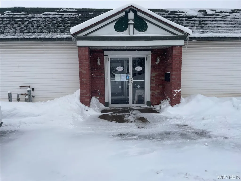 2070 Eggert Road, Amherst, New York 14226, Amherst, New York 14226, ,Commercial Lease,Closed,2070 Eggert Road, Amherst, New York 14226,0,B1517587
