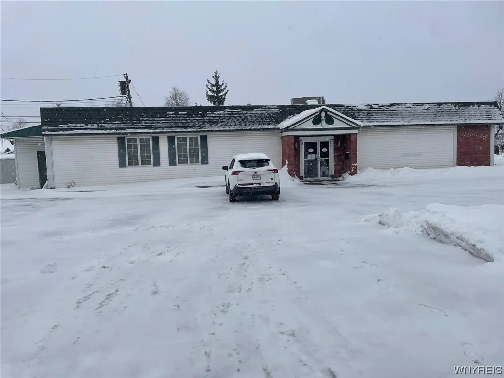 2070 Eggert Road, Amherst, New York 14226, Amherst, New York 14226, ,Commercial Lease,Closed,2070 Eggert Road, Amherst, New York 14226,0,B1517587