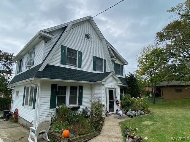 5798 Lakecrest Drive, Hamburg, New York 14085, Hamburg, New York 14085, 3 Bedrooms Bedrooms, 6 Rooms Rooms,1 BathroomBathrooms,Residential,Closed,5798 Lakecrest Drive, Hamburg, New York 14085,0,B1518529