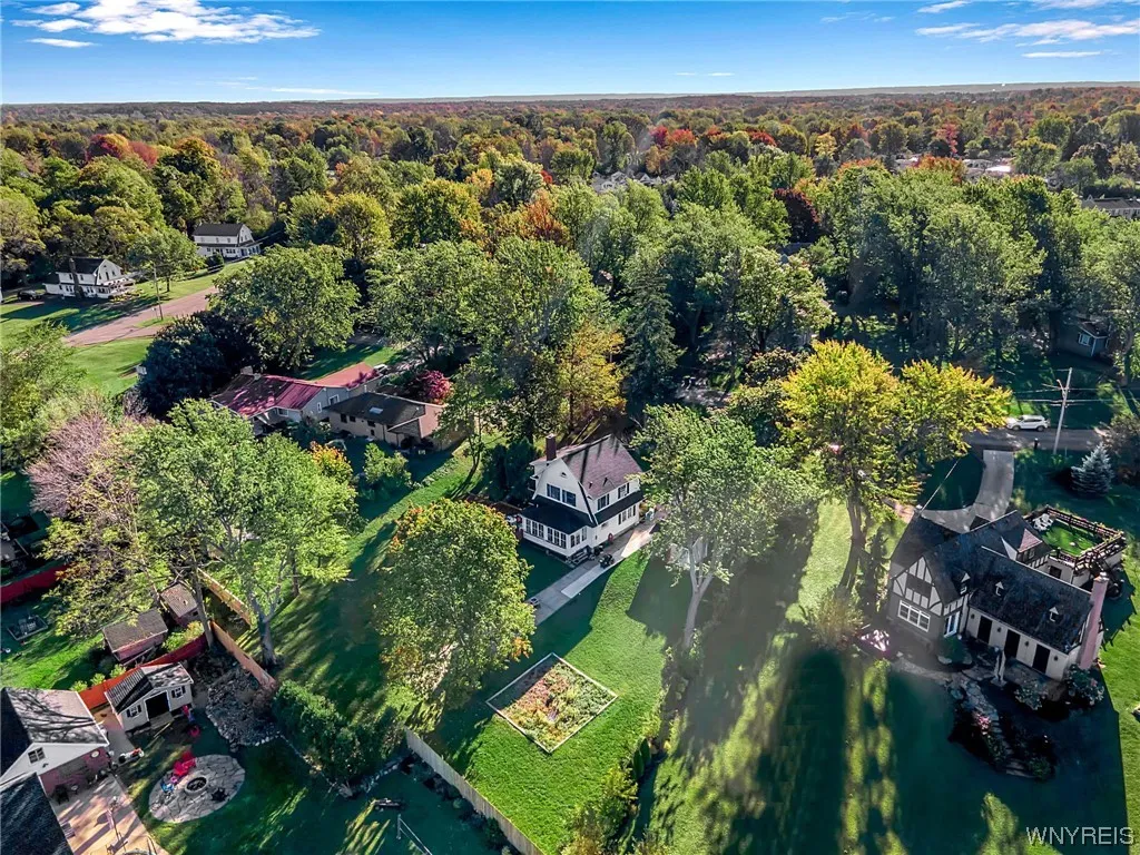 5798 Lakecrest Drive, Hamburg, New York 14085, Hamburg, New York 14085, 3 Bedrooms Bedrooms, 6 Rooms Rooms,1 BathroomBathrooms,Residential,Closed,5798 Lakecrest Drive, Hamburg, New York 14085,0,B1518529