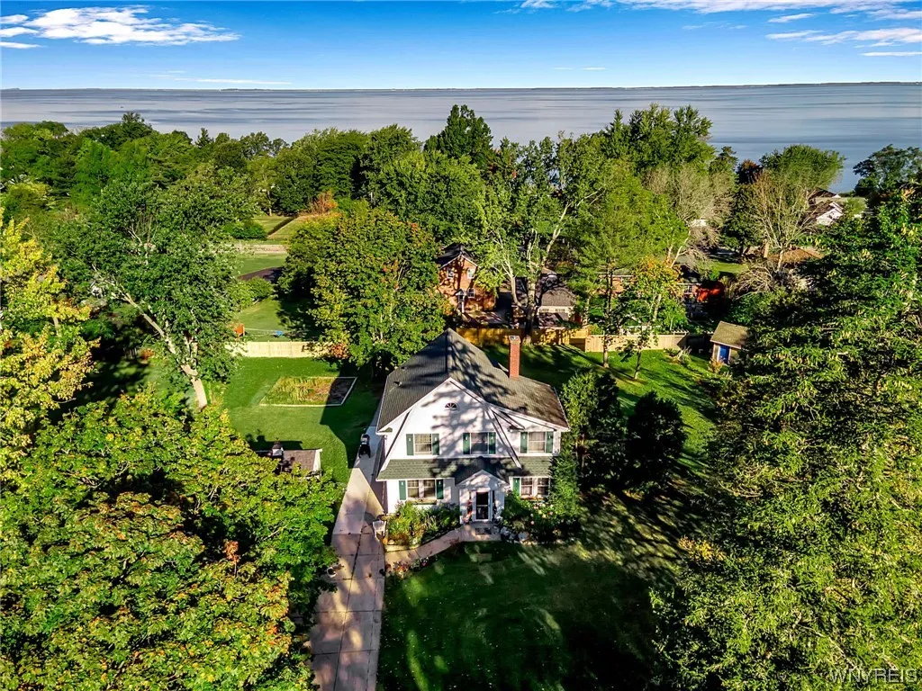 5798 Lakecrest Drive, Hamburg, New York 14085, Hamburg, New York 14085, 3 Bedrooms Bedrooms, 6 Rooms Rooms,1 BathroomBathrooms,Residential,Closed,5798 Lakecrest Drive, Hamburg, New York 14085,0,B1518529
