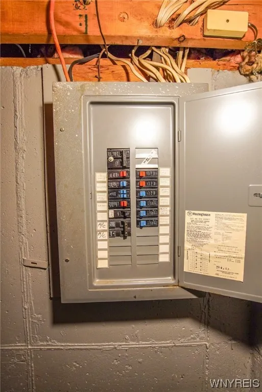 31 John Paul Court, Buffalo, New York 14206, Buffalo, New York 14206, 3 Bedrooms Bedrooms, 6 Rooms Rooms,1 BathroomBathrooms,Residential,Closed,31 John Paul Court, Buffalo, New York 14206,0,B1518618