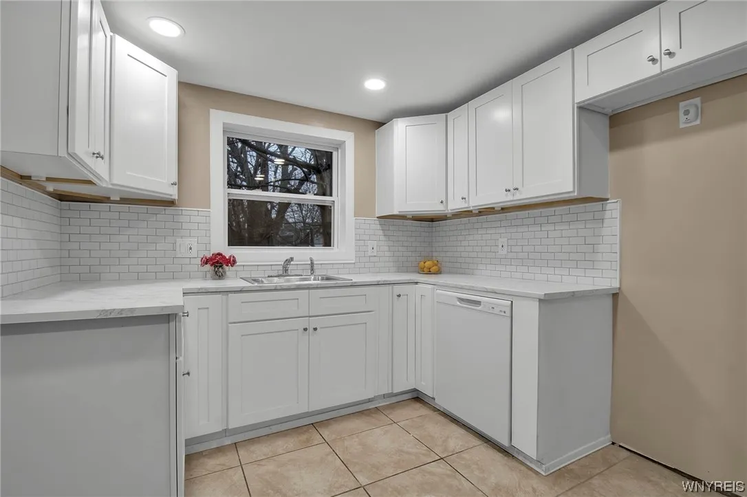 381 Herkimer Street, Buffalo, New York 14213, Buffalo, New York 14213, 3 Bedrooms Bedrooms, 8 Rooms Rooms,1 BathroomBathrooms,Residential,Closed,381 Herkimer Street, Buffalo, New York 14213,0,B1519136