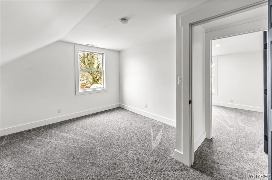 689 Paradise Road, Amherst, New York 14051, Amherst, New York 14051, 4 Bedrooms Bedrooms, 6 Rooms Rooms,2 BathroomsBathrooms,Residential,Closed,689 Paradise Road, Amherst, New York 14051,0,B1519182