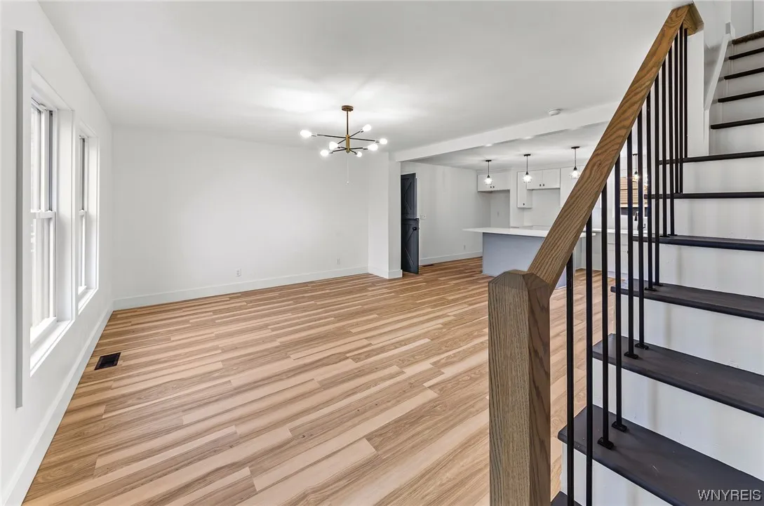 689 Paradise Road, Amherst, New York 14051, Amherst, New York 14051, 4 Bedrooms Bedrooms, 6 Rooms Rooms,2 BathroomsBathrooms,Residential,Closed,689 Paradise Road, Amherst, New York 14051,0,B1519182