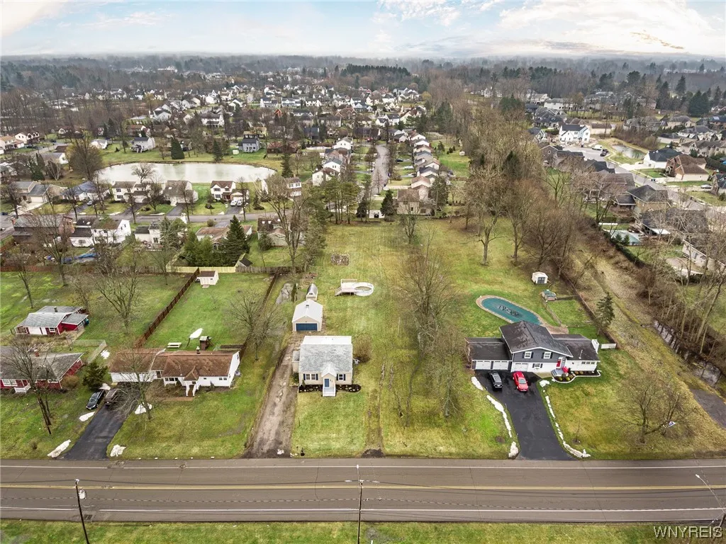 689 Paradise Road, Amherst, New York 14051, Amherst, New York 14051, 4 Bedrooms Bedrooms, 6 Rooms Rooms,2 BathroomsBathrooms,Residential,Closed,689 Paradise Road, Amherst, New York 14051,0,B1519182