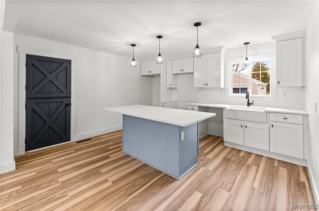 689 Paradise Road, Amherst, New York 14051, Amherst, New York 14051, 4 Bedrooms Bedrooms, 6 Rooms Rooms,2 BathroomsBathrooms,Residential,Closed,689 Paradise Road, Amherst, New York 14051,0,B1519182
