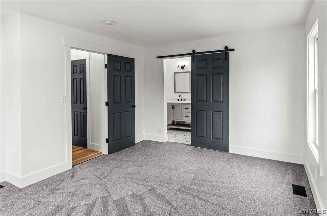 689 Paradise Road, Amherst, New York 14051, Amherst, New York 14051, 4 Bedrooms Bedrooms, 6 Rooms Rooms,2 BathroomsBathrooms,Residential,Closed,689 Paradise Road, Amherst, New York 14051,0,B1519182