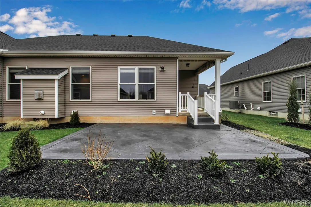 5732 Waterford Lane, Clarence, New York 14032, Clarence, New York 14032, 3 Bedrooms Bedrooms, 4 Rooms Rooms,2 BathroomsBathrooms,Residential,Closed,5732 Waterford Lane, Clarence, New York 14032,0,B1519790