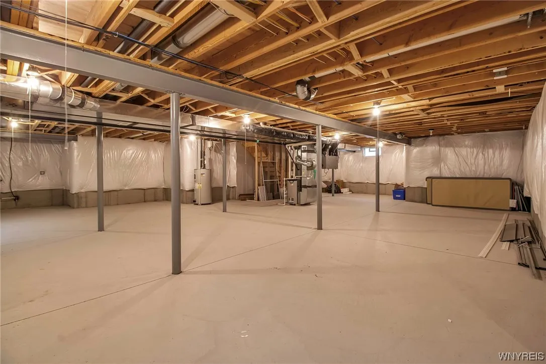 Full dry basement with e-gress window