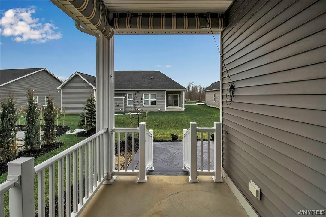 5732 Waterford Lane, Clarence, New York 14032, Clarence, New York 14032, 3 Bedrooms Bedrooms, 4 Rooms Rooms,2 BathroomsBathrooms,Residential,Closed,5732 Waterford Lane, Clarence, New York 14032,0,B1519790