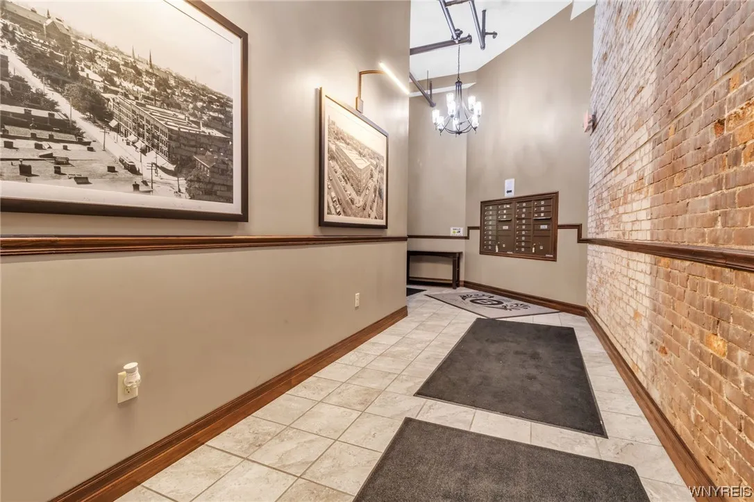 916 Main Street, Buffalo, New York 14202, Buffalo, New York 14202, 1 Bedroom Bedrooms, 5 Rooms Rooms,1 BathroomBathrooms,Residential Lease,Closed,916 Main Street, Buffalo, New York 14202,0,B1519893