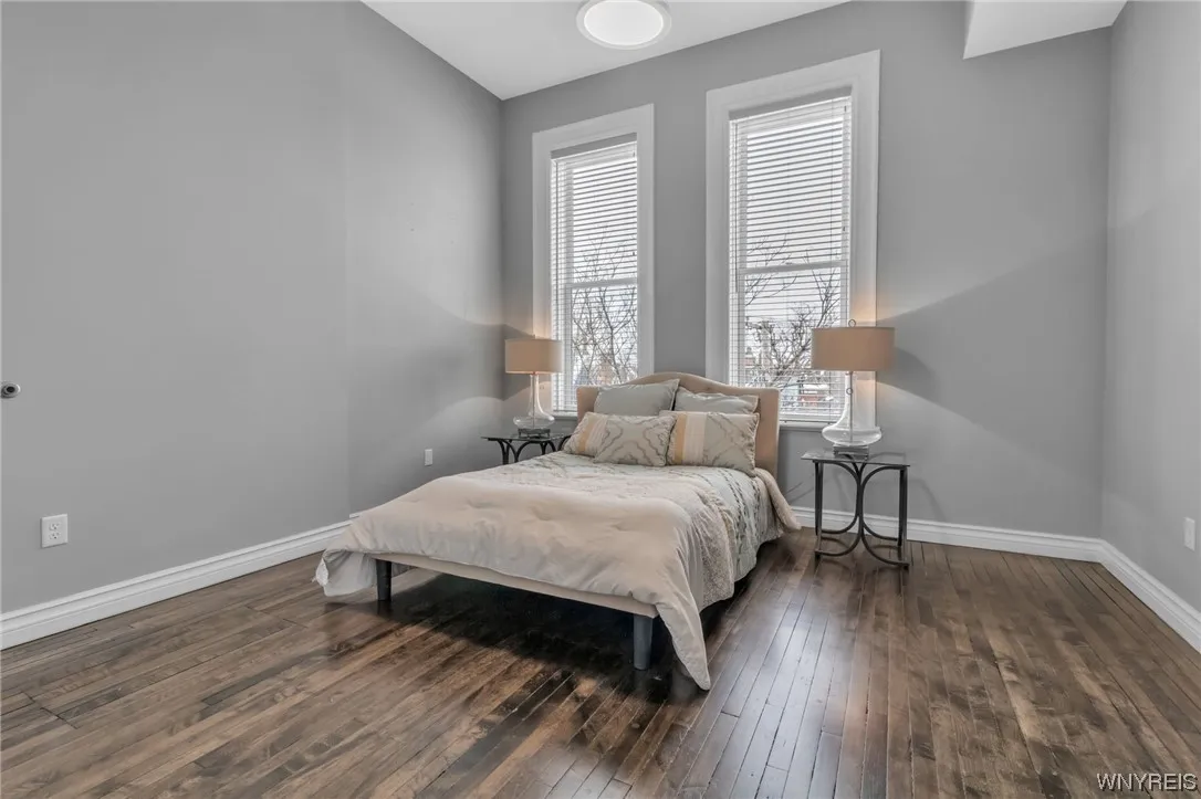 916 Main Street, Buffalo, New York 14202, Buffalo, New York 14202, 1 Bedroom Bedrooms, 5 Rooms Rooms,1 BathroomBathrooms,Residential Lease,Closed,916 Main Street, Buffalo, New York 14202,0,B1519893