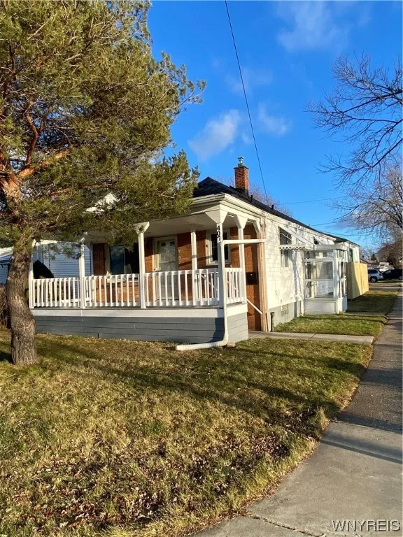 Corner lot with curb appeal