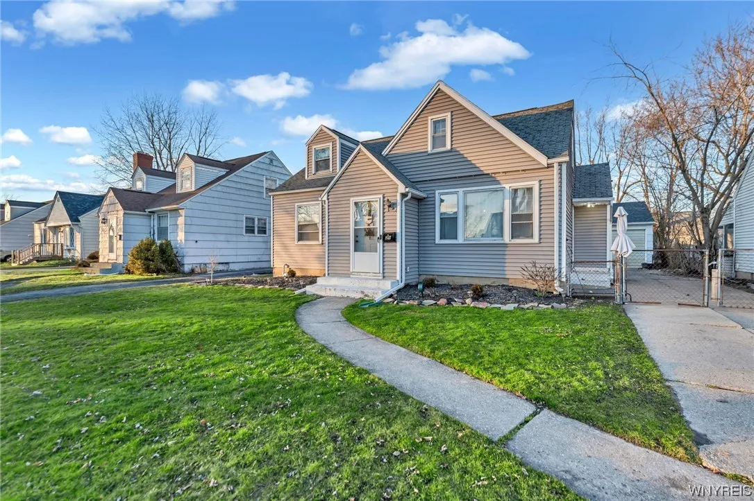 29 Calvin Court North, Tonawanda-town, New York 14, Tonawanda, New York 14150, 3 Bedrooms Bedrooms, 5 Rooms Rooms,1 BathroomBathrooms,Residential,Closed,29 Calvin Court North, Tonawanda-town, New York 14,0,B1520045