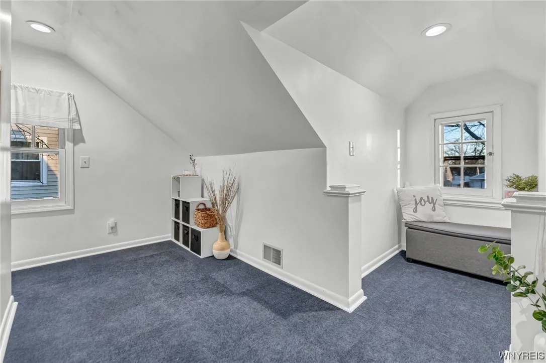 29 Calvin Court North, Tonawanda-town, New York 14, Tonawanda, New York 14150, 3 Bedrooms Bedrooms, 5 Rooms Rooms,1 BathroomBathrooms,Residential,Closed,29 Calvin Court North, Tonawanda-town, New York 14,0,B1520045