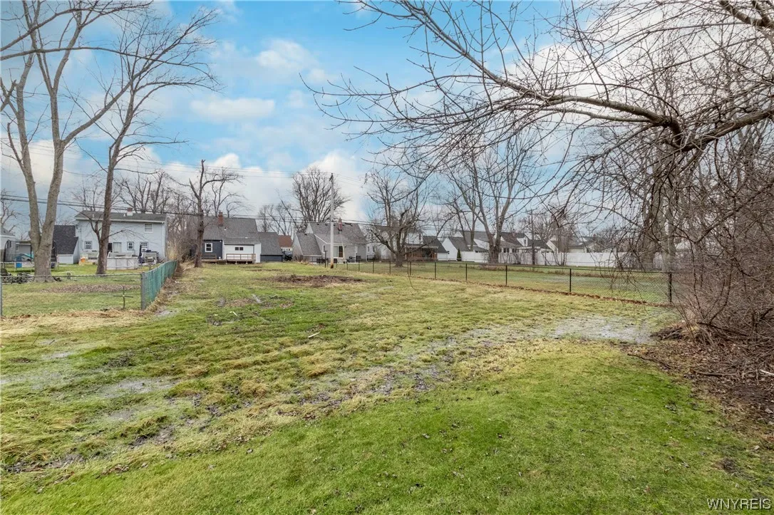 1630 Love Road, Grand Island, New York 14072, Grand Island, New York 14072, 3 Bedrooms Bedrooms, 5 Rooms Rooms,2 BathroomsBathrooms,Residential,Closed,1630 Love Road, Grand Island, New York 14072,0,B1519846