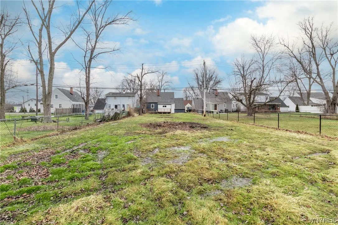 1630 Love Road, Grand Island, New York 14072, Grand Island, New York 14072, 3 Bedrooms Bedrooms, 5 Rooms Rooms,2 BathroomsBathrooms,Residential,Closed,1630 Love Road, Grand Island, New York 14072,0,B1519846