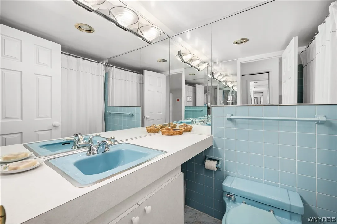 1088 Delaware Avenue 10a, Buffalo, New York 14209, Buffalo, New York 14209, 2 Bedrooms Bedrooms, 7 Rooms Rooms,2 BathroomsBathrooms,Residential,Closed,1088 Delaware Avenue 10a, Buffalo, New York 14209,0,B1519542