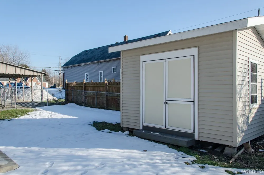 211 Orchard Park Road, West Seneca, New York 14224, West Seneca, New York 14224, 2 Bedrooms Bedrooms, 6 Rooms Rooms,1 BathroomBathrooms,Residential,Closed,211 Orchard Park Road, West Seneca, New York 14224,0,B1520476