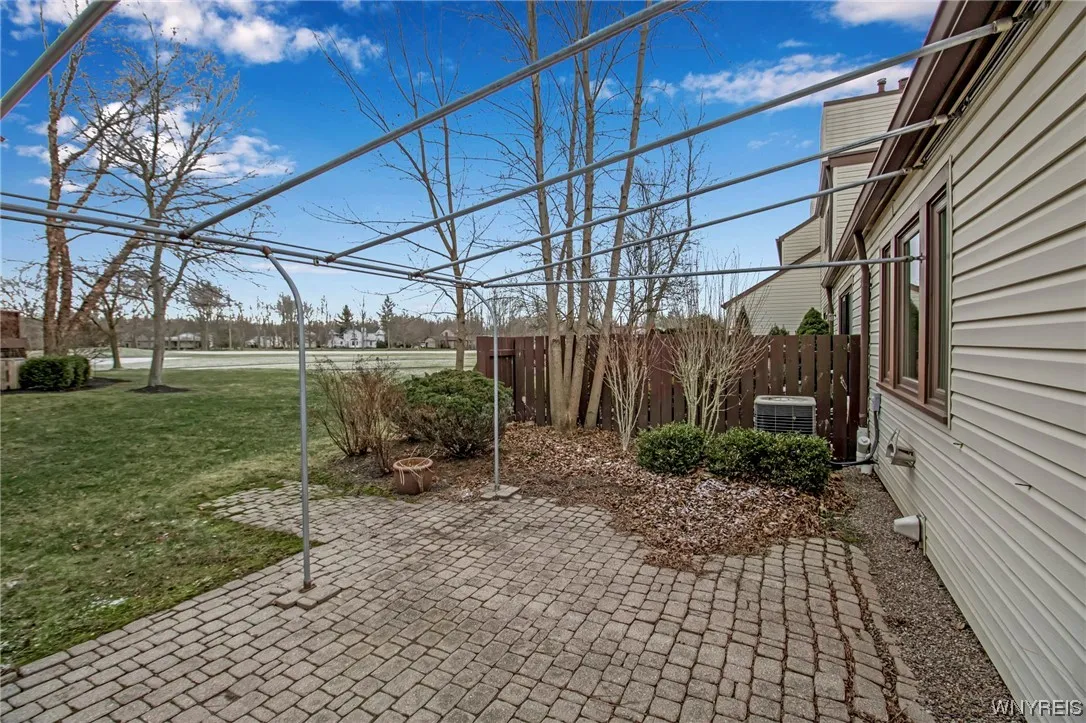 158 Old Meadow Drive, Amherst, New York 14051, Amherst, New York 14051, 3 Bedrooms Bedrooms, 7 Rooms Rooms,2 BathroomsBathrooms,Residential,Closed,158 Old Meadow Drive, Amherst, New York 14051,0,B1520618
