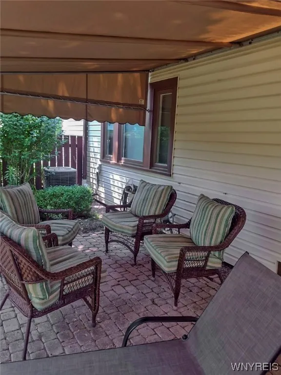 158 Old Meadow Drive, Amherst, New York 14051, Amherst, New York 14051, 3 Bedrooms Bedrooms, 7 Rooms Rooms,2 BathroomsBathrooms,Residential,Closed,158 Old Meadow Drive, Amherst, New York 14051,0,B1520618