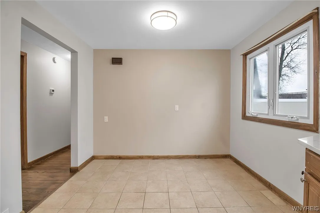 144 Two Mile Creek Road, Tonawanda-town, New York, Tonawanda, New York 14150, 3 Bedrooms Bedrooms, 6 Rooms Rooms,1 BathroomBathrooms,Residential,Closed,144 Two Mile Creek Road, Tonawanda-town, New York ,0,B1520729