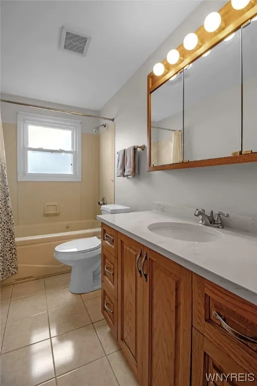 144 Two Mile Creek Road, Tonawanda-town, New York, Tonawanda, New York 14150, 3 Bedrooms Bedrooms, 6 Rooms Rooms,1 BathroomBathrooms,Residential,Closed,144 Two Mile Creek Road, Tonawanda-town, New York ,0,B1520729