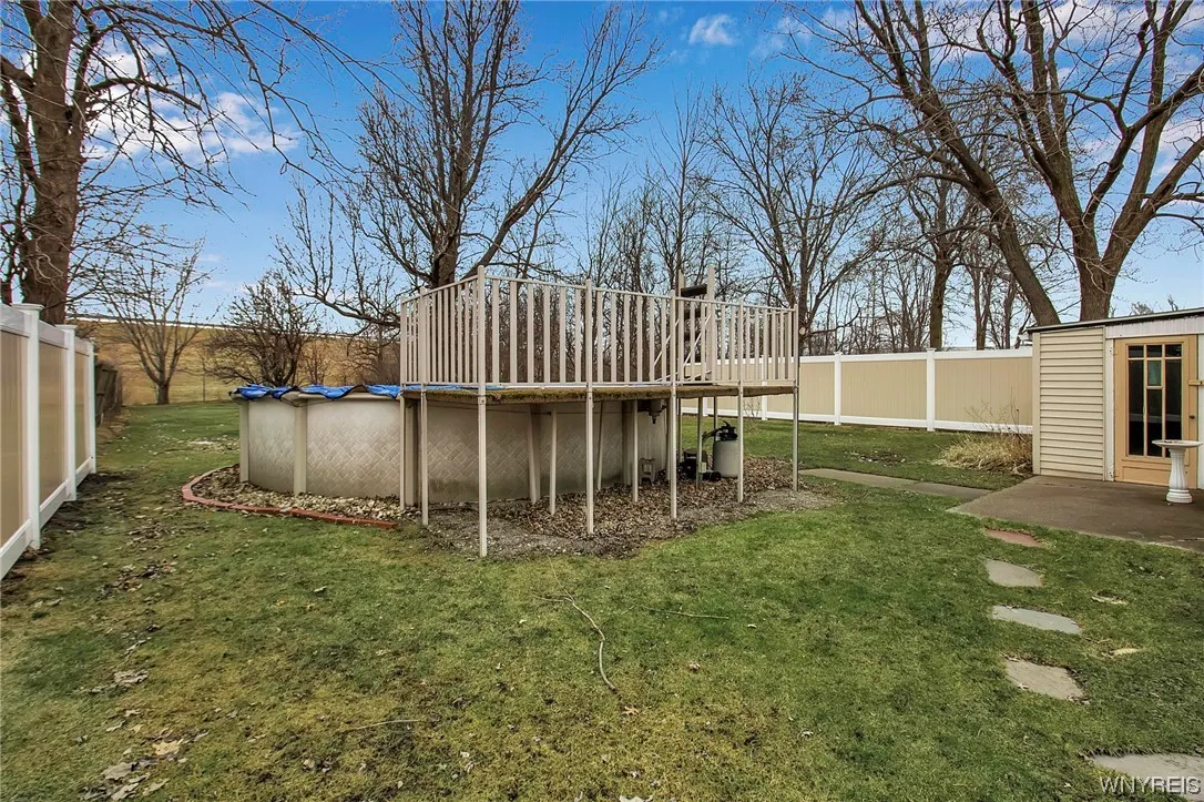 144 Two Mile Creek Road, Tonawanda-town, New York, Tonawanda, New York 14150, 3 Bedrooms Bedrooms, 6 Rooms Rooms,1 BathroomBathrooms,Residential,Closed,144 Two Mile Creek Road, Tonawanda-town, New York ,0,B1520729