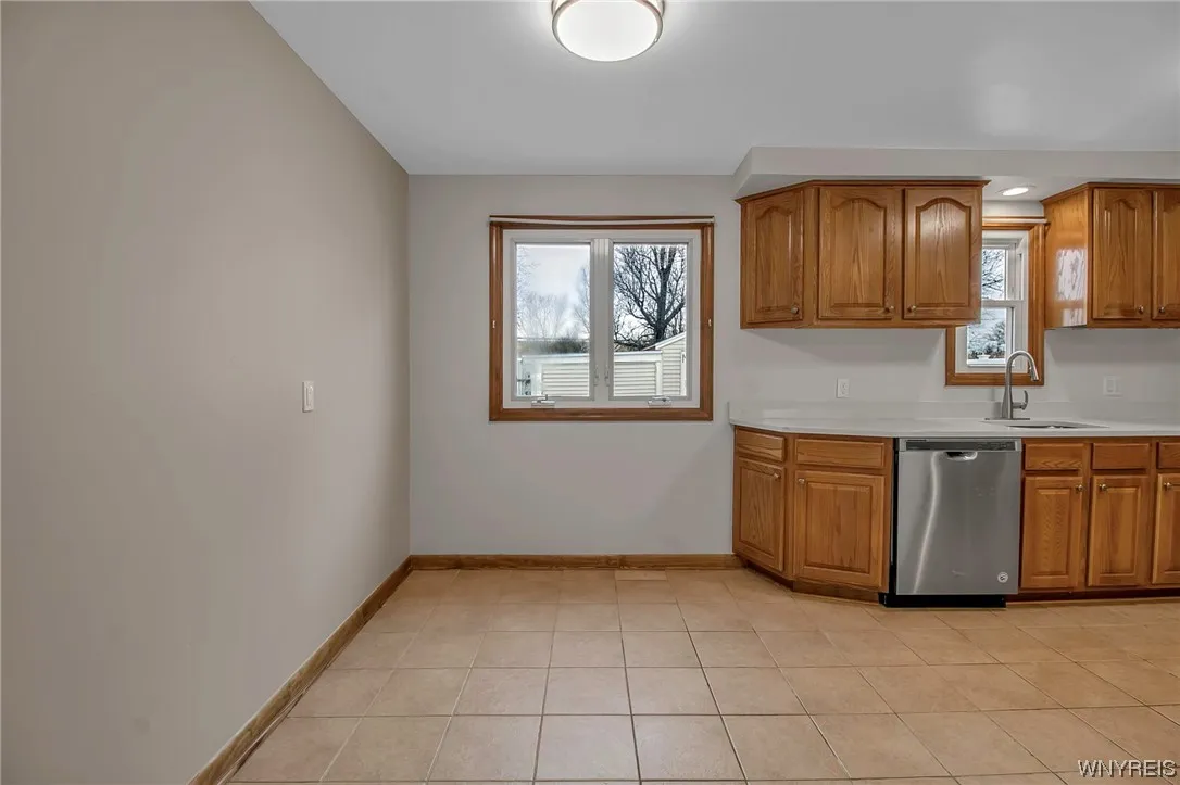 144 Two Mile Creek Road, Tonawanda-town, New York, Tonawanda, New York 14150, 3 Bedrooms Bedrooms, 6 Rooms Rooms,1 BathroomBathrooms,Residential,Closed,144 Two Mile Creek Road, Tonawanda-town, New York ,0,B1520729