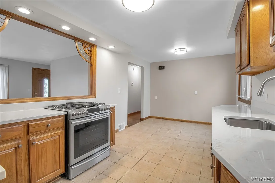 144 Two Mile Creek Road, Tonawanda-town, New York, Tonawanda, New York 14150, 3 Bedrooms Bedrooms, 6 Rooms Rooms,1 BathroomBathrooms,Residential,Closed,144 Two Mile Creek Road, Tonawanda-town, New York ,0,B1520729