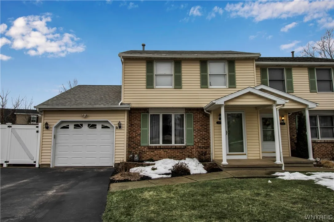 4287 Twilight Lane, Hamburg, New York 14075, Hamburg, New York 14075, 2 Bedrooms Bedrooms, 9 Rooms Rooms,2 BathroomsBathrooms,Residential,Closed,4287 Twilight Lane, Hamburg, New York 14075,0,B1520699