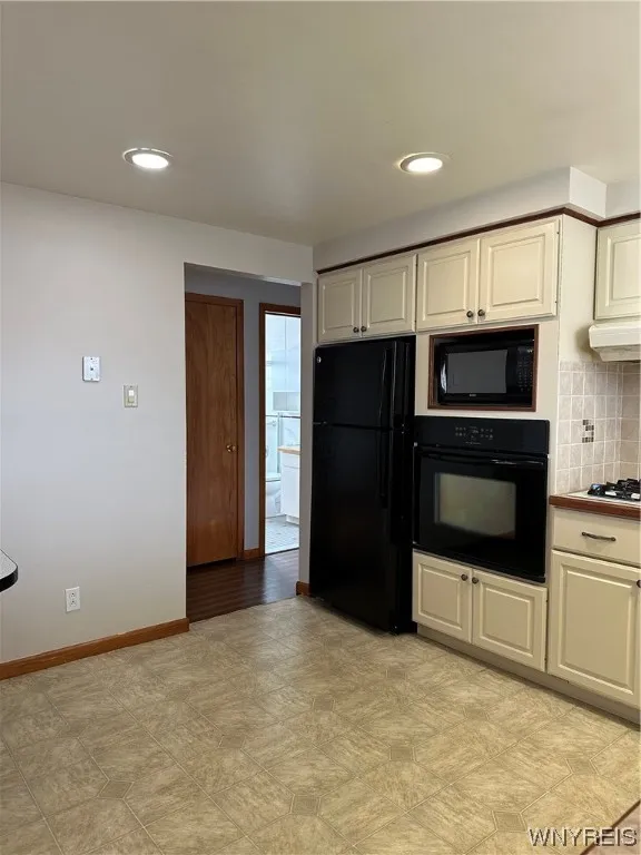 28 Springfield Avenue, Tonawanda-town, New York 14, Tonawanda, New York 14150, 3 Bedrooms Bedrooms, 5 Rooms Rooms,2 BathroomsBathrooms,Residential,Closed,28 Springfield Avenue, Tonawanda-town, New York 14,0,B1521018