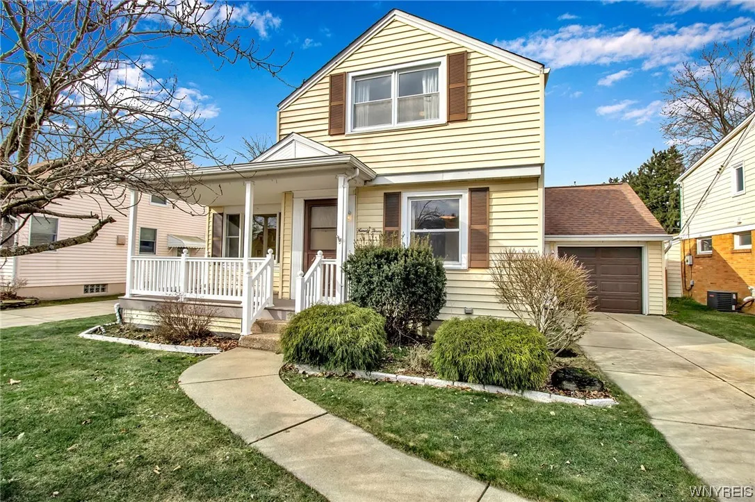 93 Dexter Terrace, Tonawanda-town, New York 14150, Tonawanda, New York 14150, 4 Bedrooms Bedrooms, 7 Rooms Rooms,1 BathroomBathrooms,Residential,Closed,93 Dexter Terrace, Tonawanda-town, New York 14150,0,B1521072