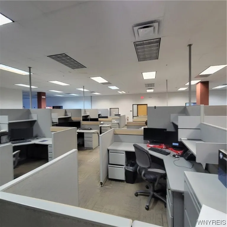 20 Lawrence Bell Drive, Amherst, New York 14221, Amherst, New York 14221, ,Commercial Lease,For Rent,20 Lawrence Bell Drive, Amherst, New York 14221,0,B1521664